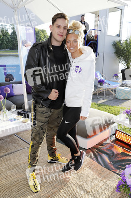 Milka Charity Blobbing Event in Hamburg