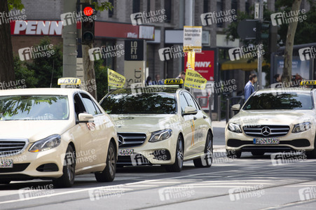 Taxi-Demo in Frankfurt