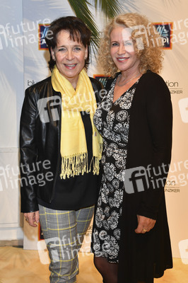 Fashion Show der Damen Beachwear Kollektion 2019 von ALDI Süd in München