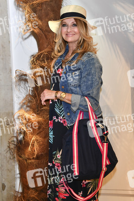 Fashion Show der Damen Beachwear Kollektion 2019 von ALDI Süd in München