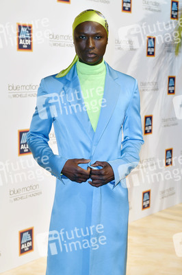 Fashion Show der Damen Beachwear Kollektion 2019 von ALDI Süd in München