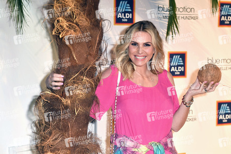 Fashion Show der Damen Beachwear Kollektion 2019 von ALDI Süd in München