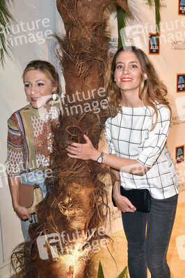 Fashion Show der Damen Beachwear Kollektion 2019 von ALDI Süd in München