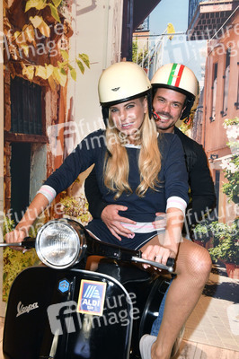 Fashion Show der Damen Beachwear Kollektion 2019 von ALDI Süd in München