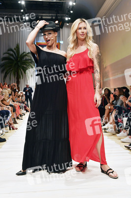 Fashion Show der Damen Beachwear Kollektion 2019 von ALDI Süd in München