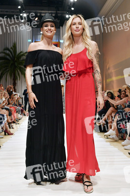 Fashion Show der Damen Beachwear Kollektion 2019 von ALDI Süd in München