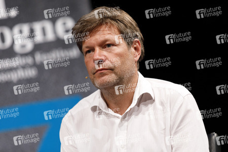 Robert Habeck und Harald Welzer auf der phil.cologne 2019 in Köln
