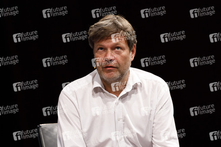 Robert Habeck und Harald Welzer auf der phil.cologne 2019 in Köln