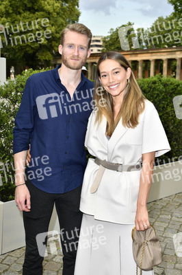 Max Mara Resort 2020 Fashion-Show in Berlin