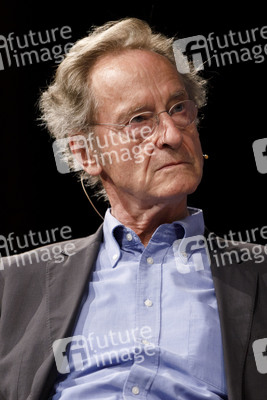 Bernhard Schlink und Tobias Rosefeldt auf der phil.cologne 2019 in Köln