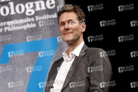 Bernhard Schlink und Tobias Rosefeldt auf der phil.cologne 2019 in Köln