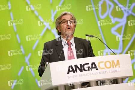 Breitbandgipfel 'Glasfaserausbau im Faktencheck' in Köln