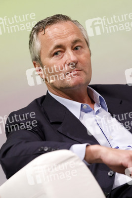 Breitbandgipfel 'Glasfaserausbau im Faktencheck' in Köln