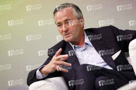 Breitbandgipfel 'Glasfaserausbau im Faktencheck' in Köln