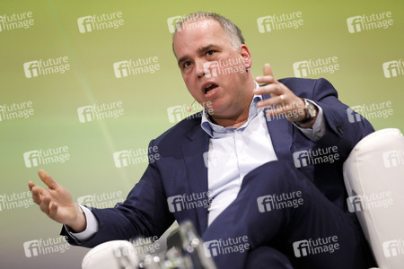 Breitbandgipfel 'Glasfaserausbau im Faktencheck' in Köln