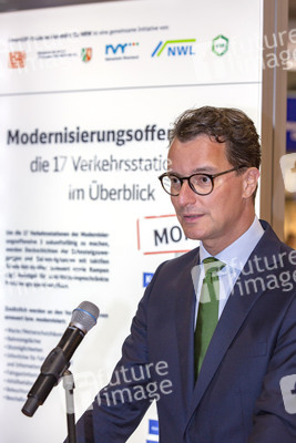 Unterzeichnung der MOF 3-Vereinbarung in Köln