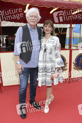Premiere Circus Roncalli in Hamburg