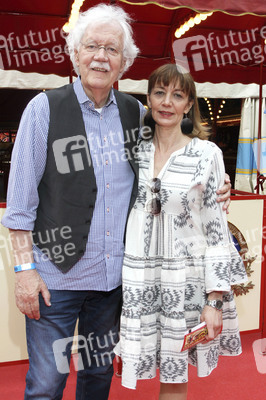 Premiere Circus Roncalli in Hamburg
