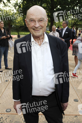 Premiere Circus Roncalli in Hamburg
