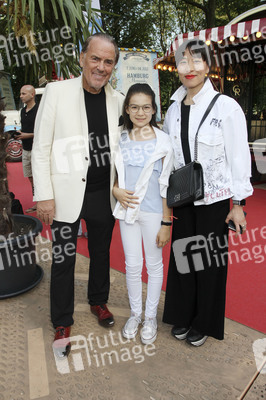 Premiere Circus Roncalli in Hamburg