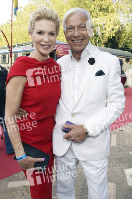 Premiere Circus Roncalli in Hamburg