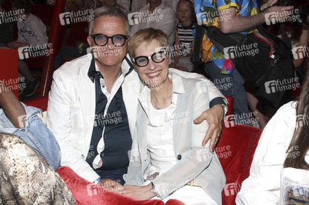 Premiere Circus Roncalli in Hamburg