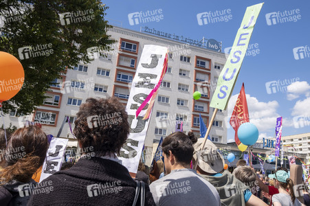 Marsch füru Jesus und Marsch für Satan in Leipzig