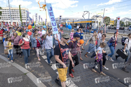 Marsch füru Jesus und Marsch für Satan in Leipzig
