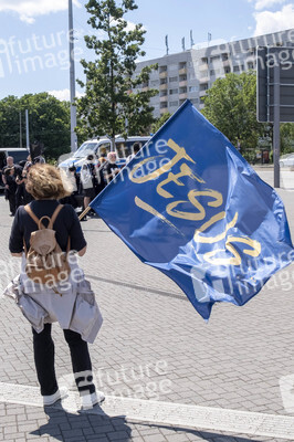 Marsch füru Jesus und Marsch für Satan in Leipzig