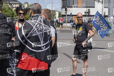 Marsch füru Jesus und Marsch für Satan in Leipzig