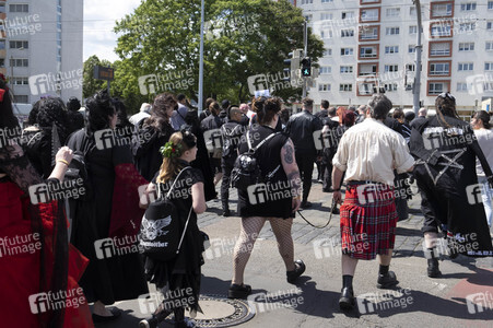 Marsch füru Jesus und Marsch für Satan in Leipzig
