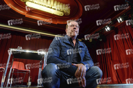 Pressekonferenz zur Zukunft der Volksbühne in Berlin