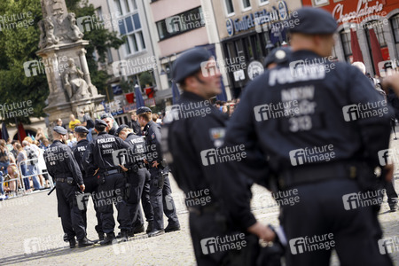 Symbolfoto Polizeipräsenz