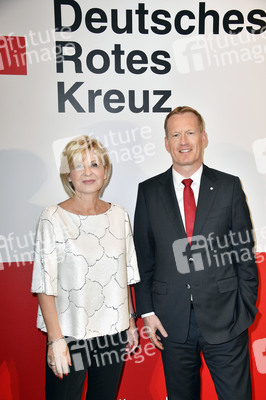 Fototermin zum 16. Internationalen Weltblutspendertag im Humboldt Carré in Berlin