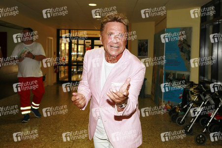 700. Kofferradio Schlagershow in Berlin