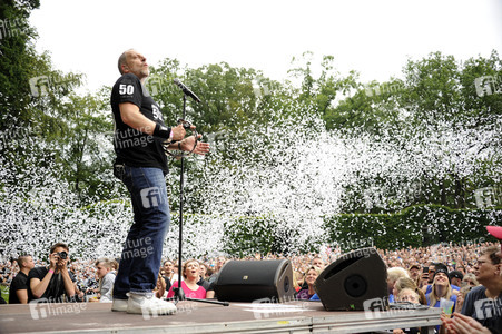 Konzert von Lotto King Karl & The Barmbek Dreamboys in Hamburg