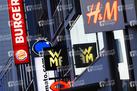 Symbolfoto Markenlogos