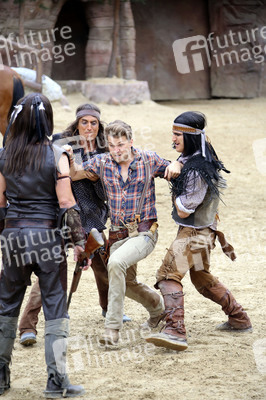 Pressetermin 'Unter Geiern - Der Sohn des Bärenjägers' in Bad Segeberg