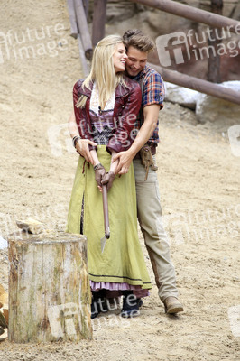 Pressetermin 'Unter Geiern - Der Sohn des Bärenjägers' in Bad Segeberg