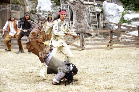 Pressetermin 'Unter Geiern - Der Sohn des Bärenjägers' in Bad Segeberg