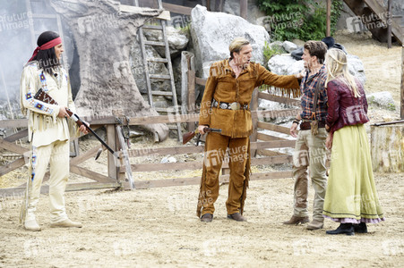 Pressetermin 'Unter Geiern - Der Sohn des Bärenjägers' in Bad Segeberg