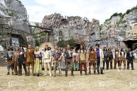 Pressetermin 'Unter Geiern - Der Sohn des Bärenjägers' in Bad Segeberg