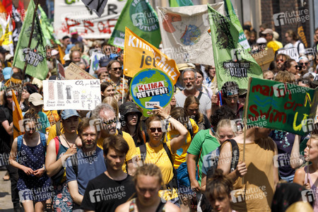 'Ende Gelände' Demonstration in Hochneukirch