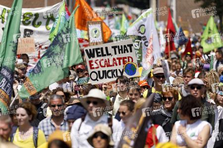 'Ende Gelände' Demonstration in Hochneukirch