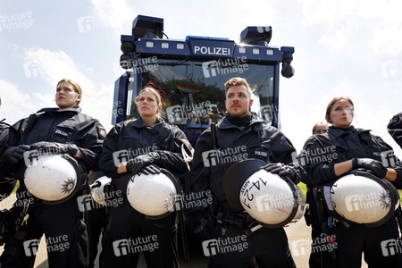 'Ende Gelände' Demonstration in Hochneukirch