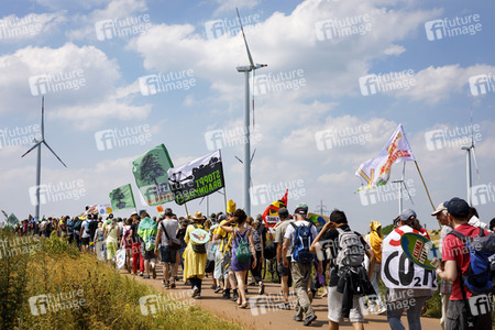 'Ende Gelände' Demonstration in Hochneukirch