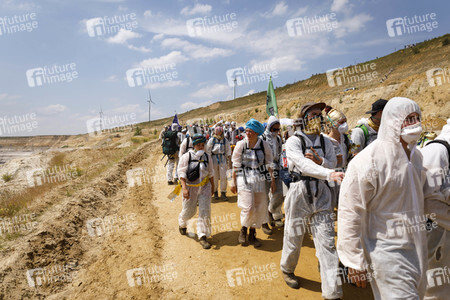 'Ende Gelände' Demonstration in Hochneukirch