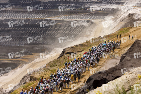 'Ende Gelände' Demonstration in Hochneukirch