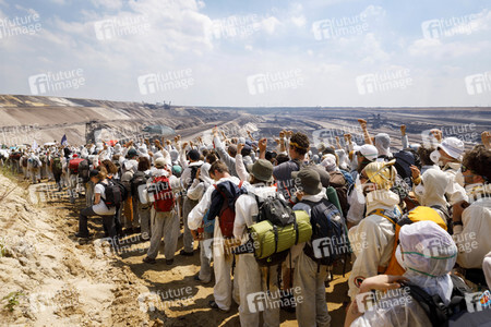 'Ende Gelände' Demonstration in Hochneukirch