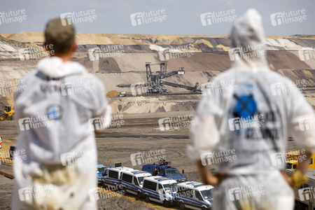 'Ende Gelände' Demonstration in Hochneukirch